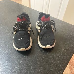 Toddler boy. Size 12c